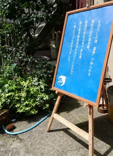 ����邿���